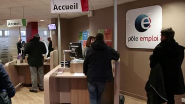 Près de 5,4 millions de personnes étaient inscrites à Pôle emploi en juin 2016, toutes catégories confondues.
