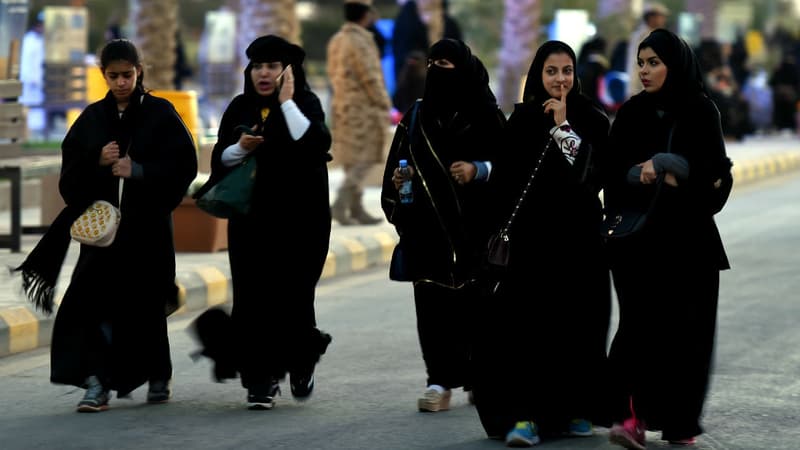 Des Saoudiennes lors d'un festival culturel en février 2016 dans la banlieue de Riyad (photo d'illustration)