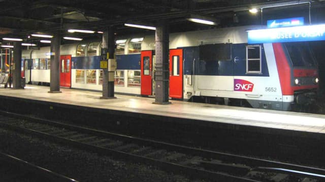 Le tunnel parisien du RER C est désormais couvert par la 4G. 