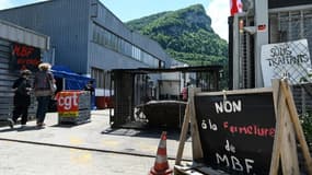 Grève des salariés opposés à la fermeture de la fonderie automobile MBF, le 10 juin 2021 à Saint-Claude, dans le Jura