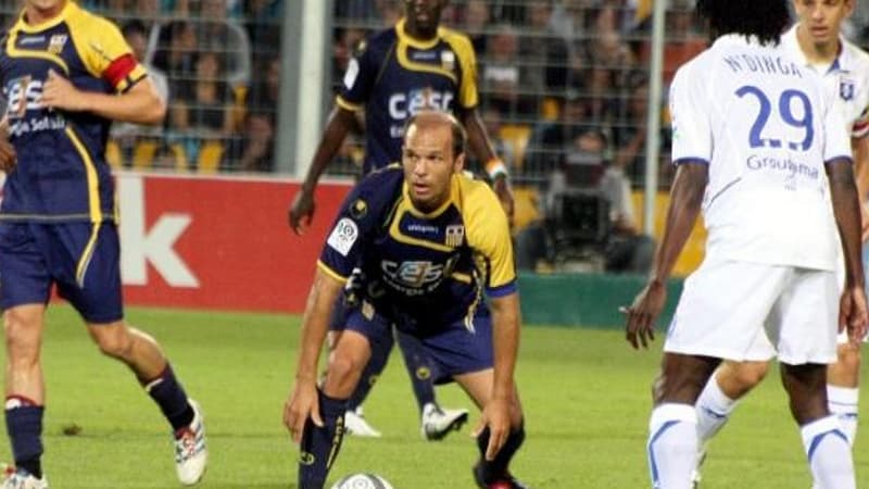 Angelos Basinas, quatre petits matches et puis s'en va