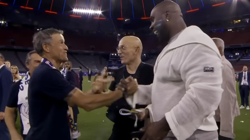 Luis Enrique et Teddy Riner après la finale de Ligue des champions entre le PSG et l'Inter, le 31 mai 2025 à Munich Luis Enrique et Teddy Riner après la finale de Ligue des champions entre le PSG et l'Inter, le 31 mai 2025 à Munich