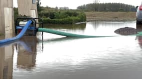 Ce vendredi 27 septembre, à Coulogne près de Calais, la rue des Capucines est inondée.