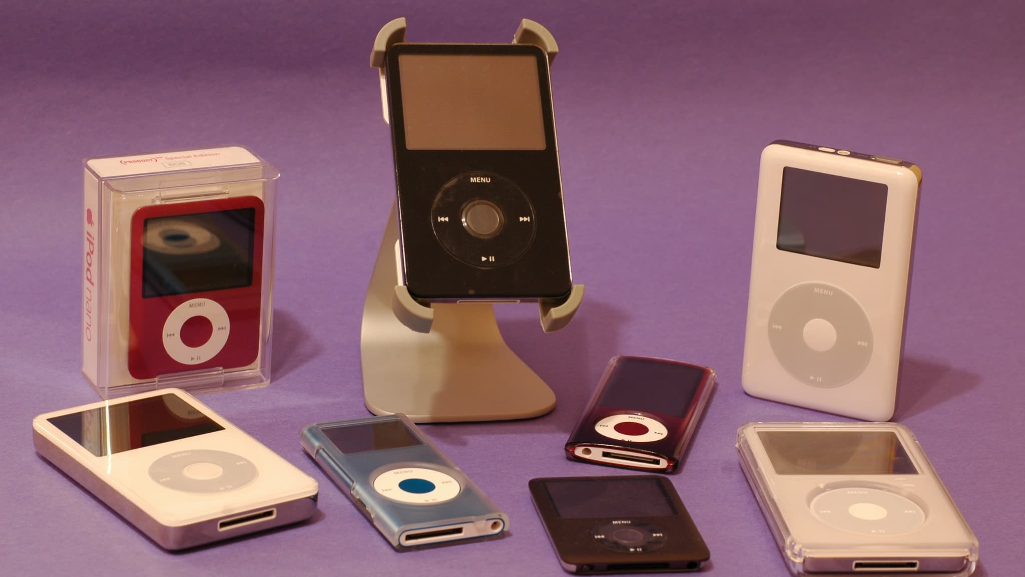 Les différentes générations d'Ipod d'Apple, du modèle classique au Nano.