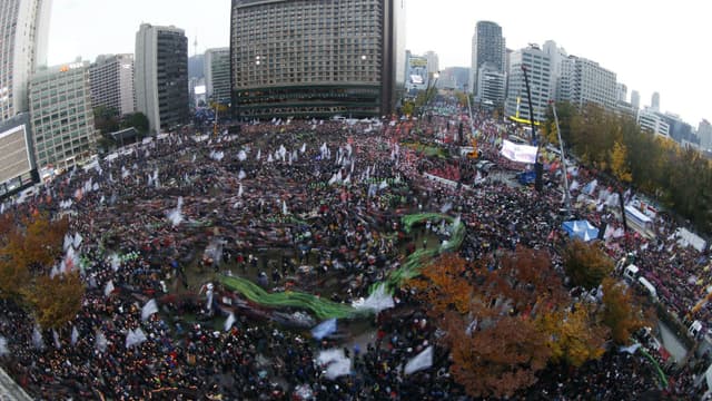Des milliers de manifestants se sont réunis à Seoul ce mardi pour demander la démission de la présidente sud-coréenne, Park Geun-Hye. 