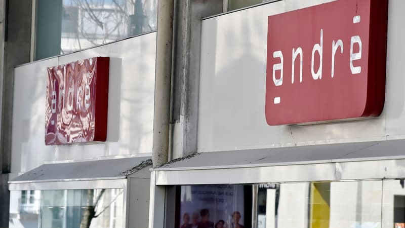 La marque André va bien être cédée, et son repreneur serait son actuel PDG. 