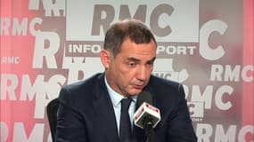 Que dit Gilles Simeoni à Jean-Guy Talamoni, qui refuse de participer à l'hommage rendu au préfet Erignac ?