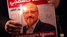 Un portrait de Jamal Khashoggi lors d'une manifestation devant le consulat d'Arabie saoudite à Istanbul, le 25 octobre. 