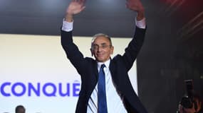Le candidat "Reconquête!" à la présidentielle Eric Zemmour en meeting à Cannes, le 22 janvier 2022