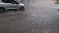 Les rues de Montpellier sous les eaux - Témoins BFMTV