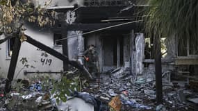 Une maison du kibboutz de Beeri, en Israël, attaqué par le Hamas le 7 octobre 2023. Photo prise le 25 octobre 2023
