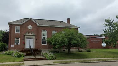 La Cour de justice du District de Hingham (Massachusetts), devant laquelle a comparu le pédiatre accusé d'abus sexuels.