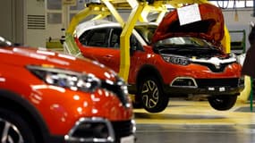 Des véhicules Renault Captur en production.