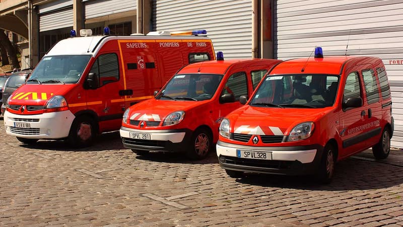 Véhicules des sapeurs-pompiers de Paris. (illustration)