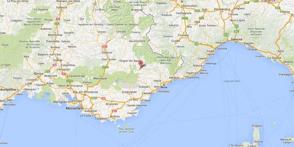 L'accident s'est produit à hauteur de Saint-Benoît, dans les Alpes-de-Haute-Provence. L'accident s'est produit à hauteur de Saint-Benoît, dans les Alpes-de-Haute-Provence.
