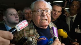 Jean-Marie Le Pen au second tour des élections départementales, le 29 mars 2015 à Carpentras.