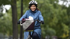 Anne Hidalgo veut mettre fin aux véhicules thermiques dans Paris en 2030.