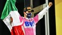 Sergio Perez célébrant sa victoire au Grand Prix de Bahreïn