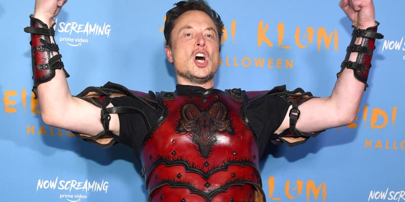 Elon Musk à la fête d'Halloween d'Heidi Klum le 31 octobre 2022. 