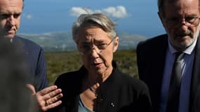 La Première ministre Élisabeth Borne lors de sa visite dans l'île de La Réunion le 13 mai 2023