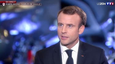 Emmanuel Macron à bord du Charles-de-Gaulle