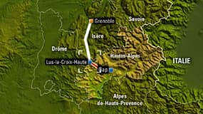 Le train a été bloqué par des congères près du col Lus-la-Croix-Haute dans les Alpes