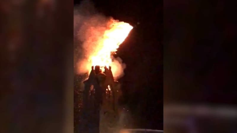 Le feu a détruit le clocher de l'église Sainte-Thérèse.