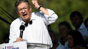 Jean-Luc Mélenchon aux "Amphis d'été" de La France insoumise (LFI) à Chateauneuf-sur-Isère (Drôme), le 28 août 2022