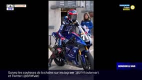 Fréjus: un jeune pilote à la tête d'une école de moto