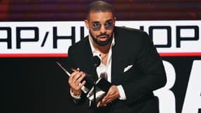 Drake en novembre 2016 lors des  American Music Awards à Los Angeles