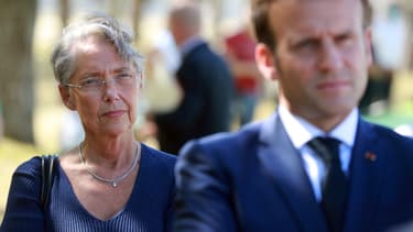 Elisabeth Borne et Emmanuel Macron lors d'une visite au château de Chambord (Loir-et-Cher), le 22 juillet 2020.