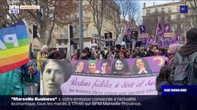 Marseille: 800 personnes défilent en mémoire de trois militantes kurdes assassinées