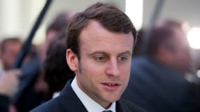 Emmanuel Macron va quitter l'Elysée, où il est actuellement secrétaire général adjoint chargé des questions économiques.