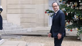 François Hollande avant le Conseil des ministres lundi 5 janvier