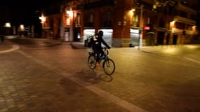 Un livreur à vélo à Toulouse, le 16 janvier 2021.