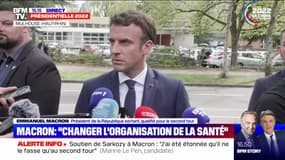 Macron tacle Le Pen sur son attitude pendant la crise sanitaire: "Elle allait soigner les gens à la chloroquine"