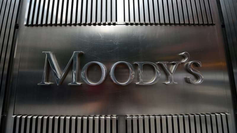 Moody's maintient toutefois la note de la France à Aa2