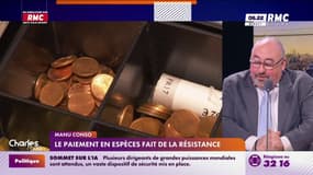 Le paiement en espèces fait de la résistance