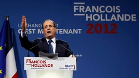 François Hollande a présenté ce lundi ses engagements sur l'enseignement supérieur et les entreprises innovantes, sonnant la "mobilisation générale" contre l'échec en premier cycle et annonçant une réforme de la loi sur l'autonomie des universités. /Photo
