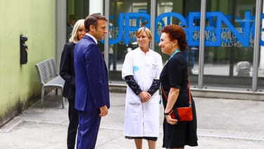 Emmanuel Macron à l'hôpital de Grenoble après l'attaque à Annecy