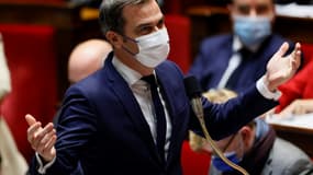 Olivier Véran lors des questions aux gouvernement à l'Assemblée nationale, le 23 novembre 2021