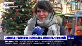 À Colmar, les premiers touristes découvrent le marché de Noël