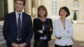 Anne Lauvergeon en compagnie des ministres du Redressement productif Arnaud Montebourg et de l'Economie numérique, Fleur Pellerin. Le gouvernement a installé vendredi la commission "Innovation 2030", présidée par l'ancienne dirigeante d'Areva et destinée