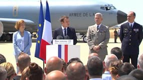 "Le montant de la loi de finance initiale sera respecté", avance Emmanuel Macron devant les militaires