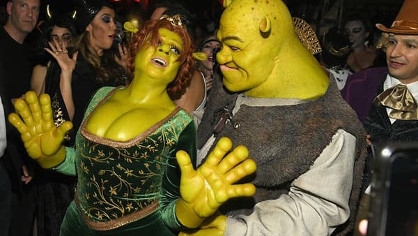 Heidi Klum et Tom Kaulitz, déguisés en Fiona et Shrek pour la fête d'Halloween, le 31 octobre 2018.