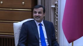 L’émir du Qatar, en visite à Paris, espère accroître la coopération avec la France