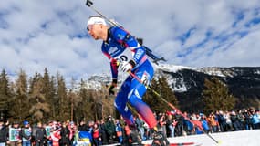 Le biathlète français Emilien Jacquelin lors de la poursuite des Mondiaux de biathlon à Lenzerheide, 16 février 2025