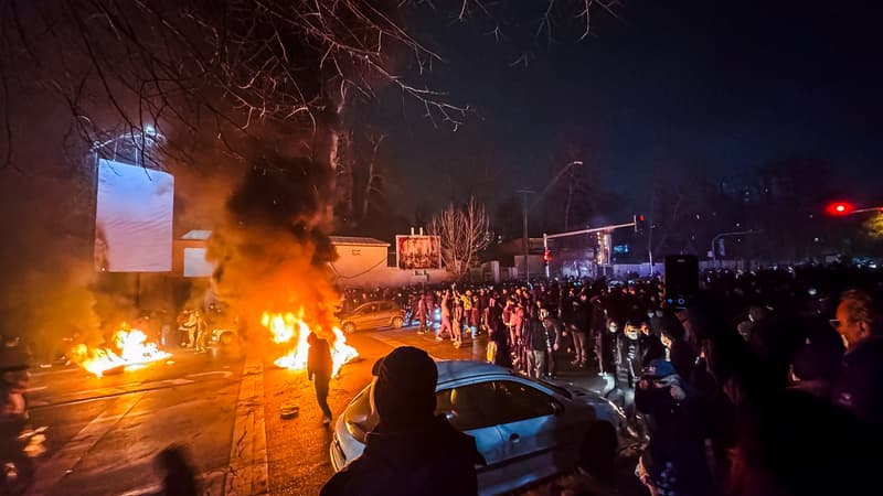"Le prix à payer pour la victoire du peuple": nouvelle manifestation à Téhéran, la police annonce d'"importantes" arrestations