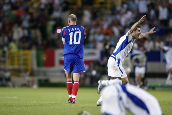 Zinédine Zidane après l'élimination de la France contre la Grèce à l'Euro 2004
