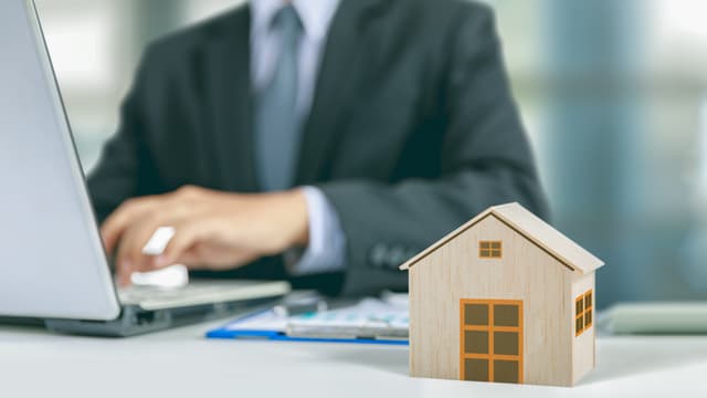 Pourquoi faire appel à un expert-comptable pour votre déclaration LMNP